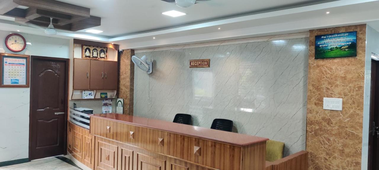 Rmc Travellers Inn Chennai Bagian luar foto