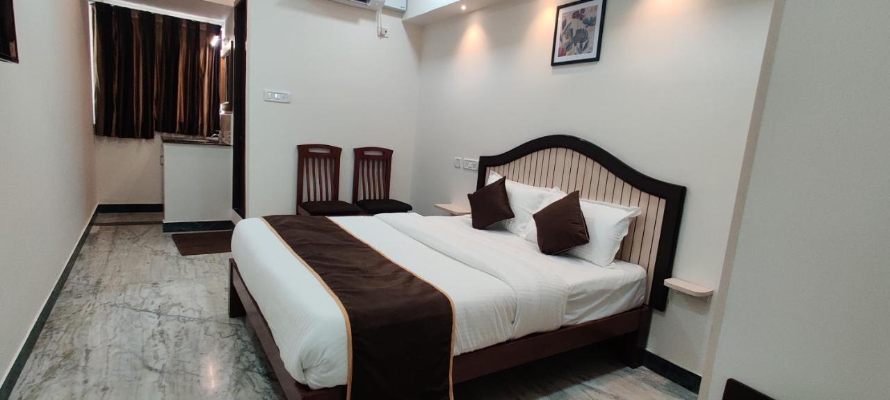 Rmc Travellers Inn Chennai Bagian luar foto
