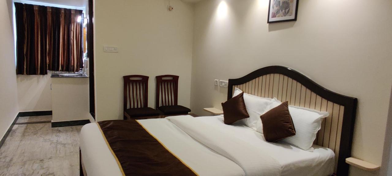 Rmc Travellers Inn Chennai Bagian luar foto