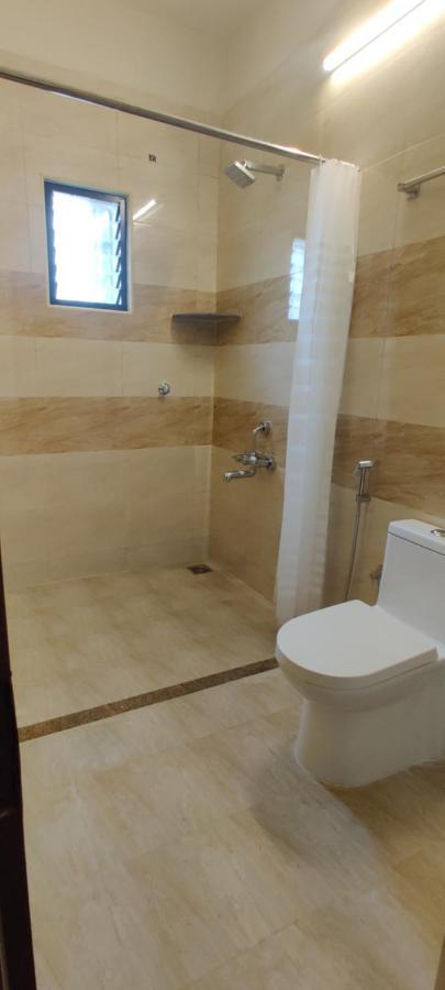 Rmc Travellers Inn Chennai Bagian luar foto