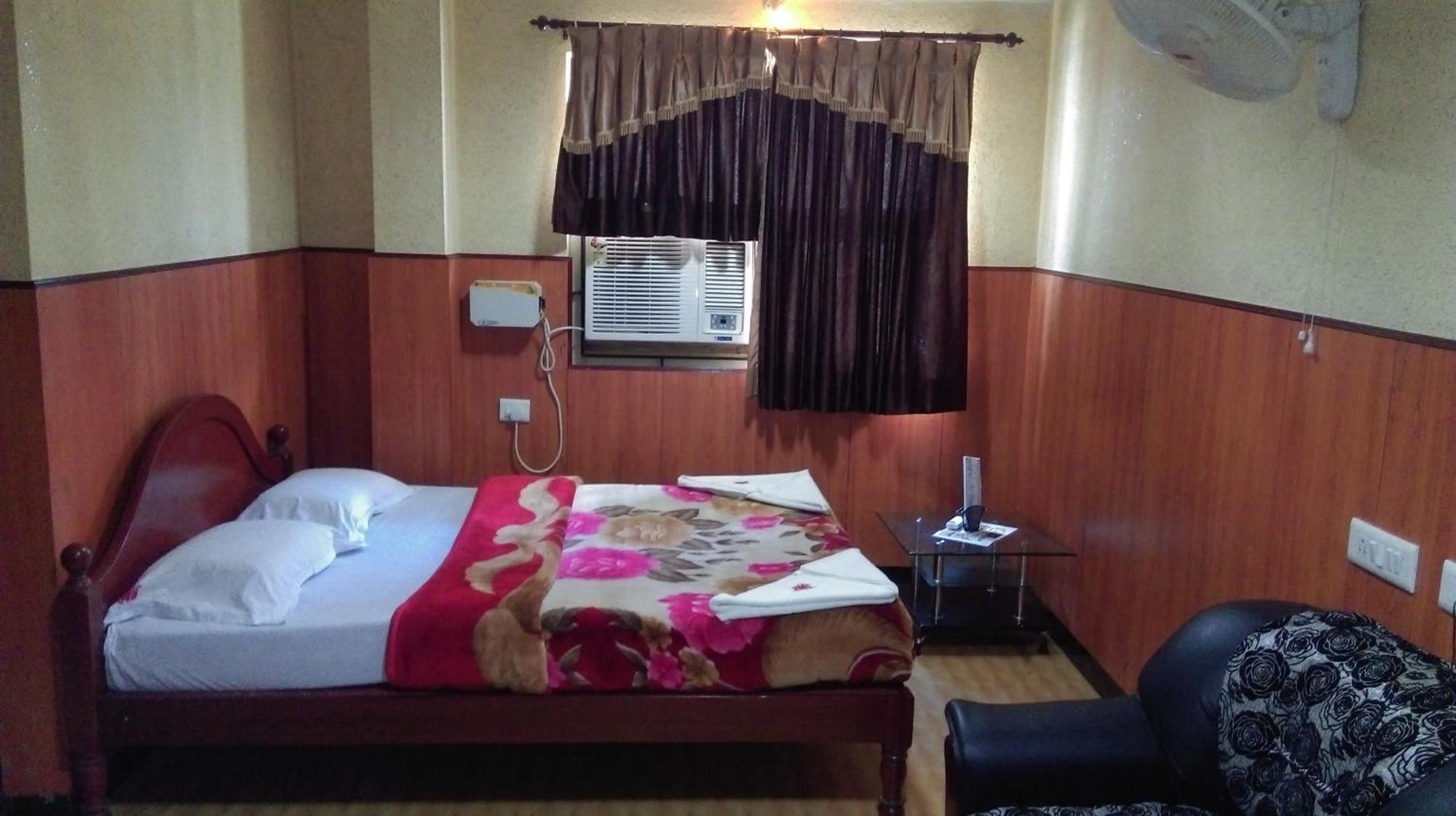 Rmc Travellers Inn Chennai Ruang foto