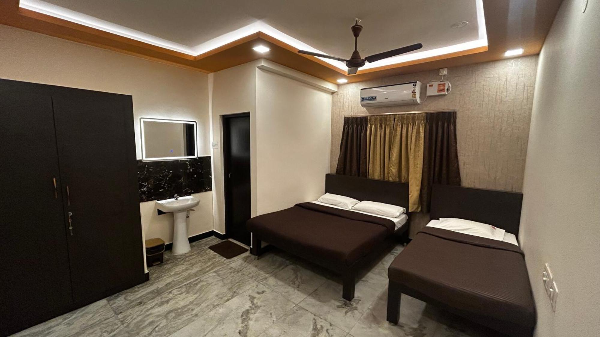 Rmc Travellers Inn Chennai Bagian luar foto