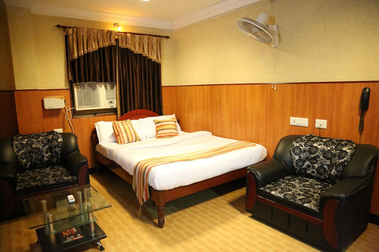 Rmc Travellers Inn Chennai Bagian luar foto